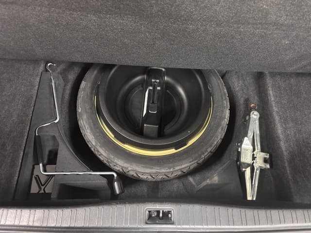 1999 Toyota Celsior JDM car for sale — photo 24 of 25