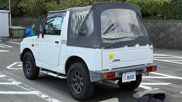 1997 Suzuki Jimny JDM car for sale — photo 21 of 25