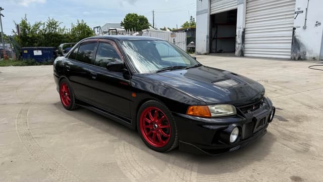 1996 Mitsubishi Lancer JDM car for sale — photo 6 of 13