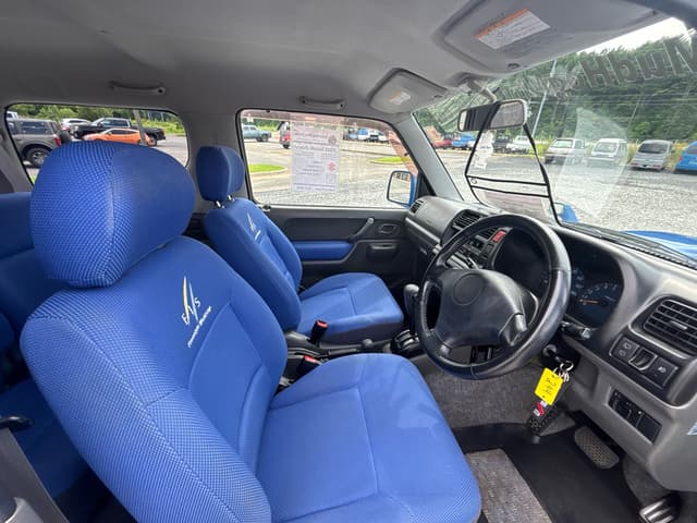 2001 Suzuki Jimny JDM car for sale — photo 4 of 12