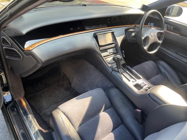 1991 Mazda Cosmo JDM car for sale — photo 13 of 17