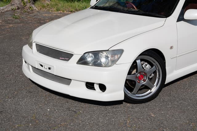 2001 Toyota Altezza JDM car for sale — photo 13 of 14