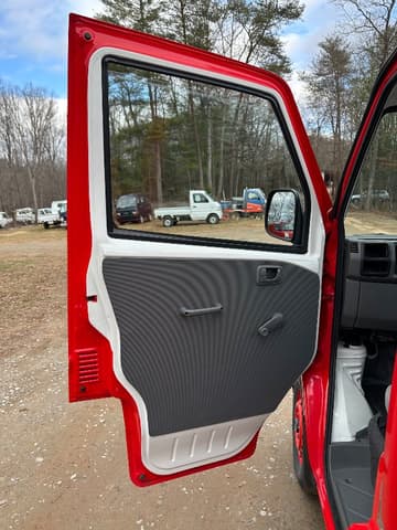 2000 Mitsubishi Minicab JDM car for sale — photo 11 of 22