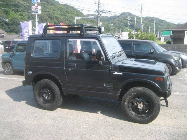 1992 Suzuki Jimny JDM car for sale — photo 9 of 12