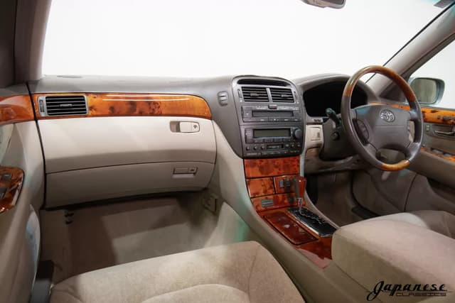 2000 Toyota Celsior JDM car for sale — photo 9 of 25
