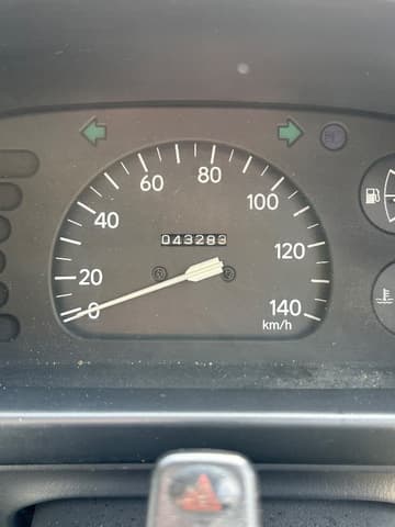 1994 Daihatsu Hijet JDM car for sale — photo 3 of 10
