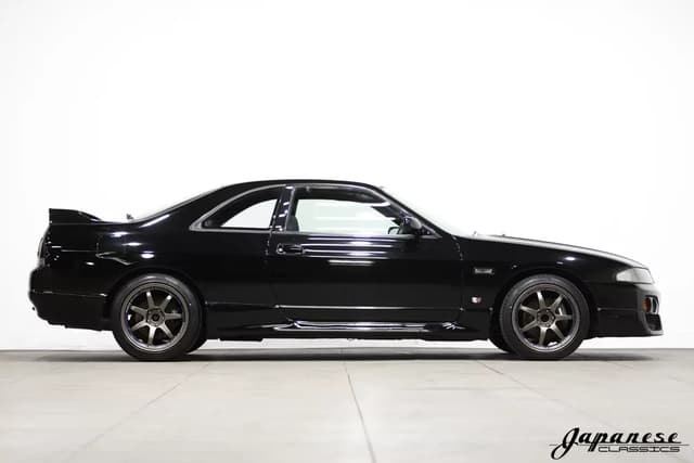 1998 Nissan Skyline JDM car for sale — photo 5 of 25
