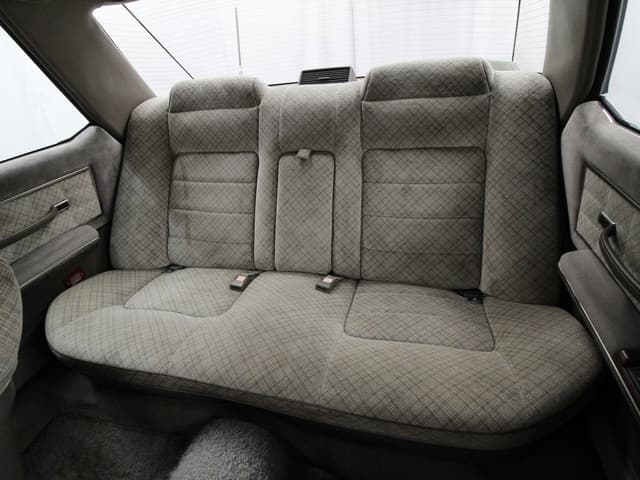 1983 Nissan Gloria JDM car for sale — photo 18 of 25