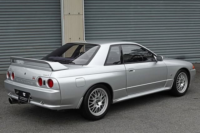 1994 Nissan Skyline JDM car for sale — photo 12 of 25