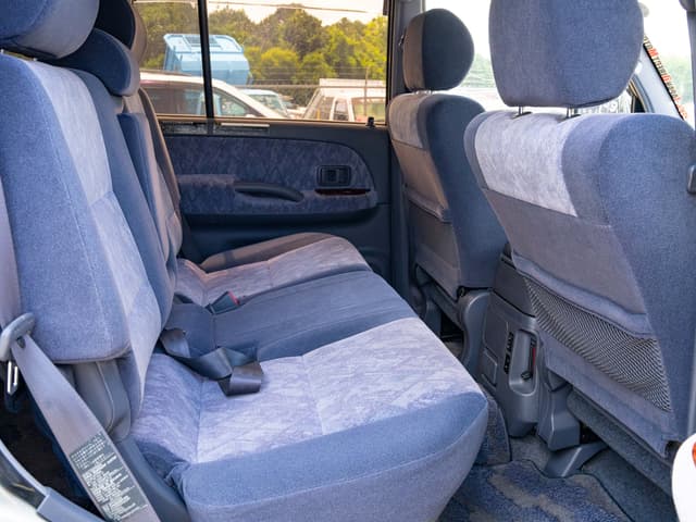 2001 Toyota Land Cruiser Prado JDM car for sale — photo 13 of 18