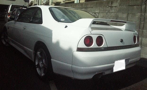 1995 Nissan Skyline JDM car for sale — photo 2 of 3