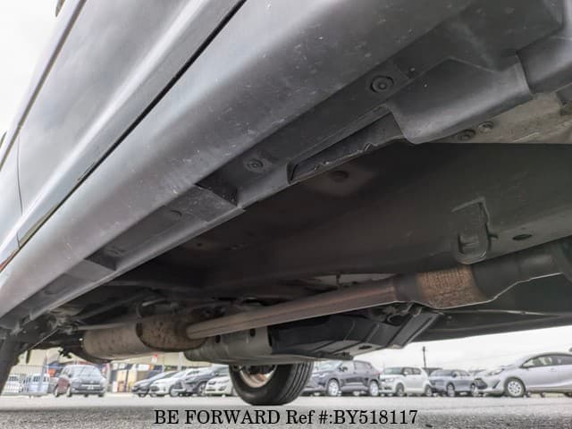 2008 Toyota Harrier JDM car for sale — photo 23 of 25