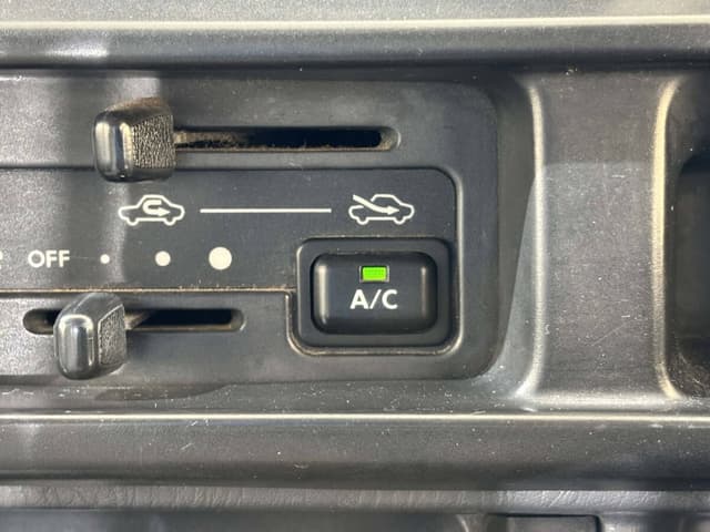 2001 Daihatsu Hijet JDM car for sale — photo 18 of 25