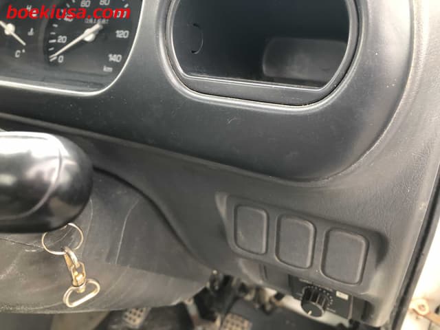 1997 Daihatsu Hijet JDM car for sale — photo 16 of 24