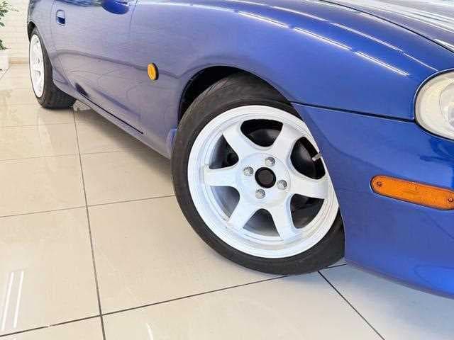 2000 Mazda Roadster (Eunos Roadster / MX-5) JDM car for sale — photo 5 of 16