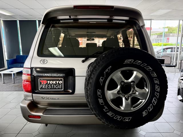 2000 Toyota Land Cruiser JDM car for sale — photo 4 of 5
