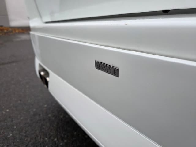 2000 Nissan Elgrand JDM car for sale — photo 23 of 25