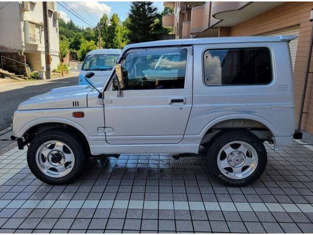 1997 Suzuki Jimny JDM car for sale — photo 7 of 16
