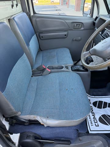 1999 Mitsubishi Minicab JDM car for sale — photo 4 of 12