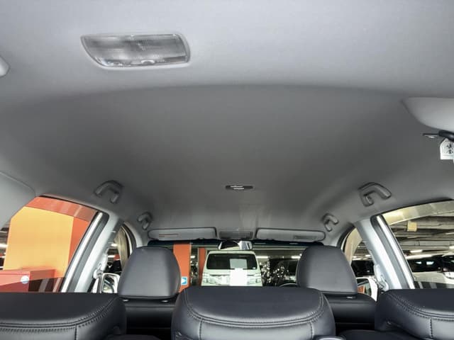 2007 Honda CR-V JDM car for sale — photo 9 of 17