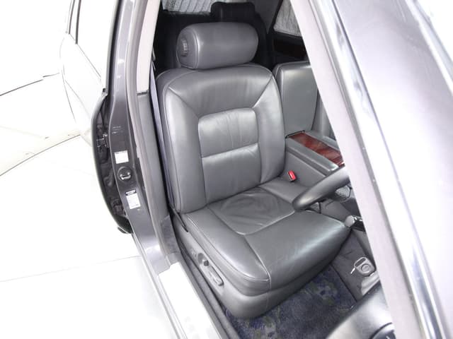 1997 Toyota Century JDM car for sale — photo 16 of 25
