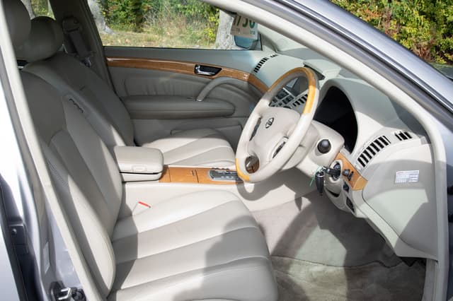 2001 Nissan Cima JDM car for sale — photo 15 of 15