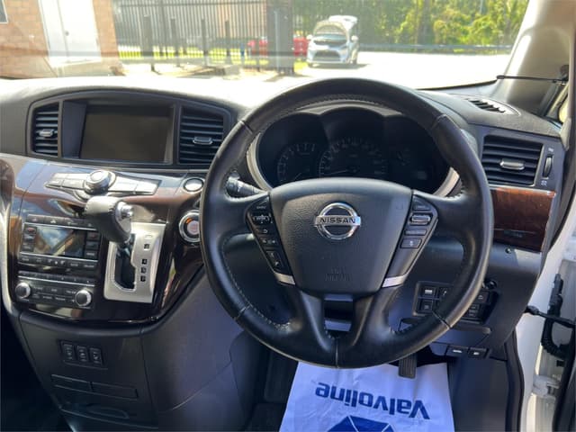 2011 Nissan Elgrand JDM car for sale — photo 11 of 16