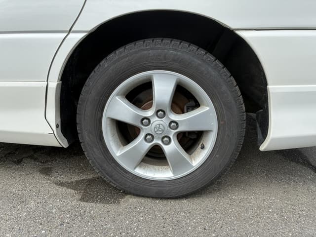 2002 Toyota Estima JDM car for sale — photo 4 of 24