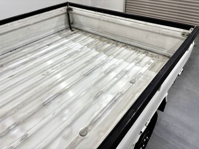 1999 Daihatsu Hijet JDM car for sale — photo 9 of 25