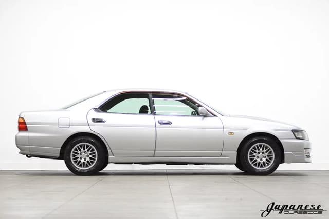 1997 Nissan Laurel JDM car for sale — photo 5 of 25