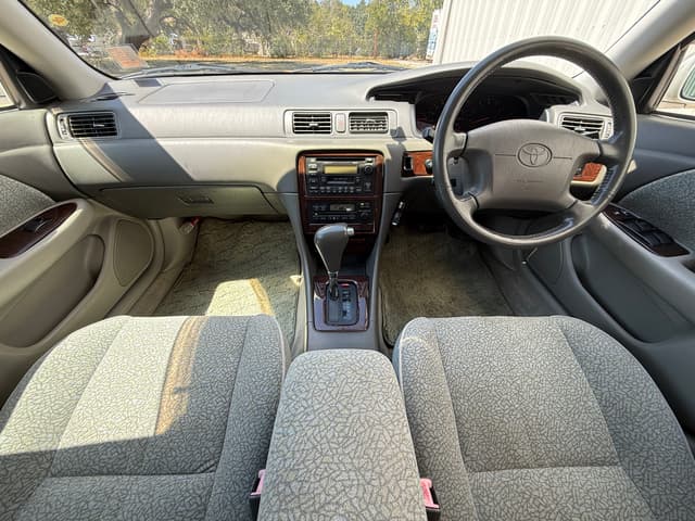 1998 Toyota Mark II JDM car for sale — photo 19 of 21