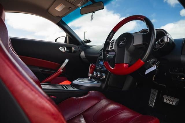 2008 Nissan Fairlady Z JDM car for sale — photo 16 of 20