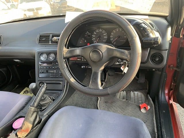 1992 Nissan Skyline JDM car for sale — photo 7 of 14