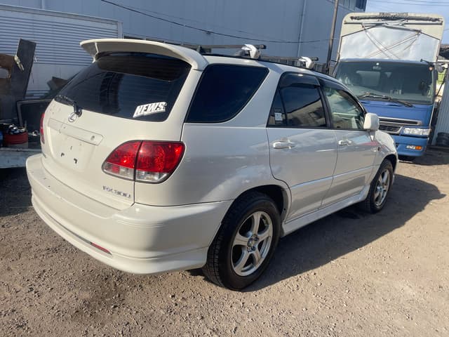 1998 Toyota Harrier JDM car for sale — photo 9 of 13