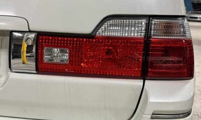 2000 Nissan Stagea JDM car for sale — photo 5 of 25