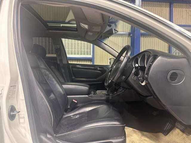 2001 Toyota Aristo JDM car for sale — photo 9 of 20