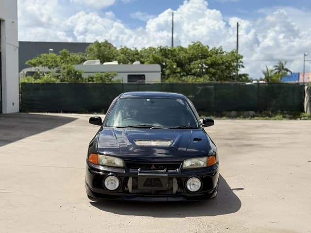 1997 Mitsubishi Lancer Evolution JDM car for sale — photo 2 of 25