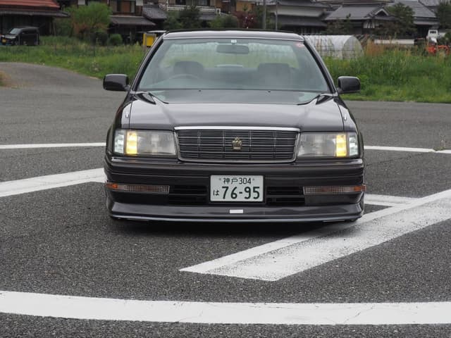 1995 Toyota Crown JDM car for sale — photo 3 of 17