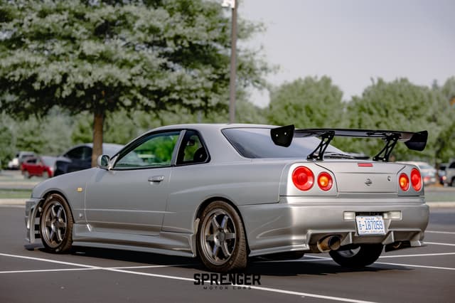 1998 Nissan Skyline JDM car for sale — photo 7 of 25