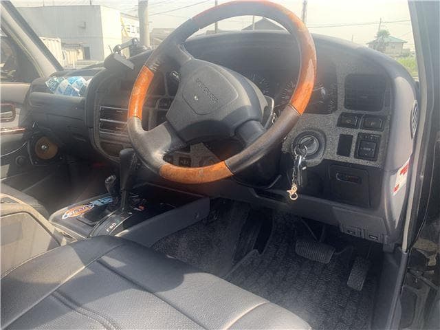 1993 Toyota Land Cruiser JDM car for sale — photo 2 of 11