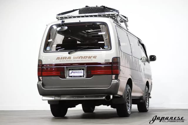 1995 Toyota HiAce JDM car for sale — photo 8 of 25