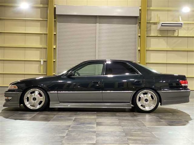 1999 Toyota Mark II JDM car for sale — photo 4 of 25