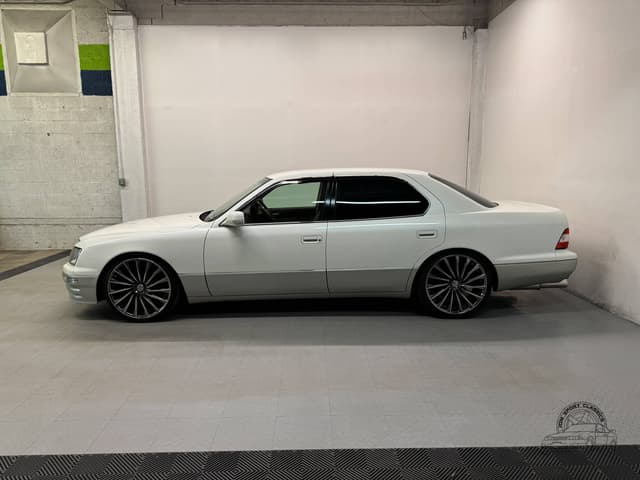 1995 Toyota Celsior JDM car for sale — photo 11 of 25