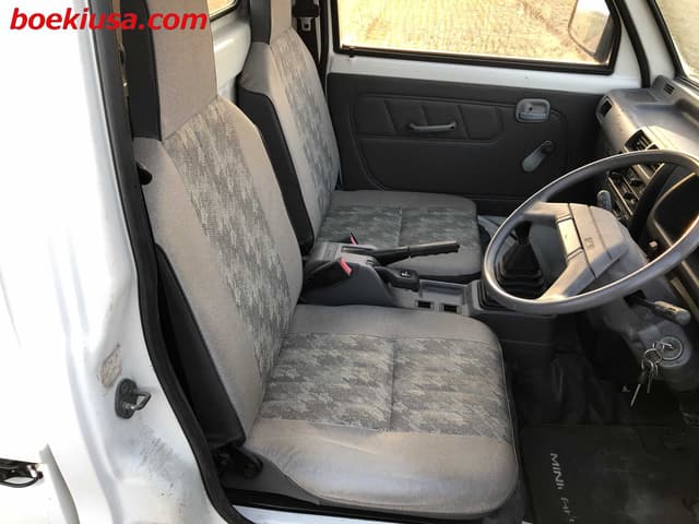 1995 Mitsubishi Minicab JDM car for sale — photo 14 of 23