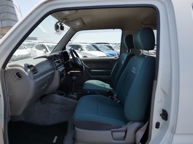 2001 Suzuki Jimny JDM car for sale — photo 24 of 25