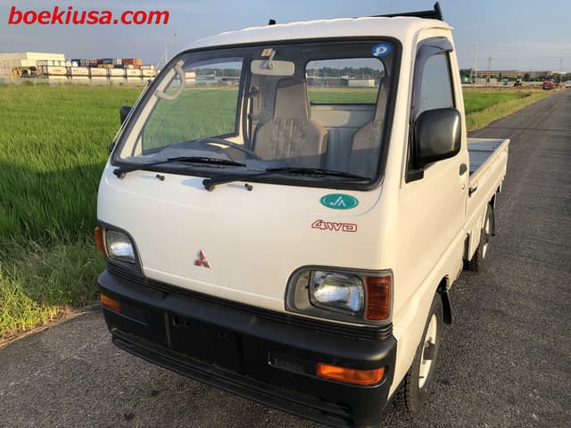 1994 Mitsubishi Minicab JDM car for sale — photo 2 of 22