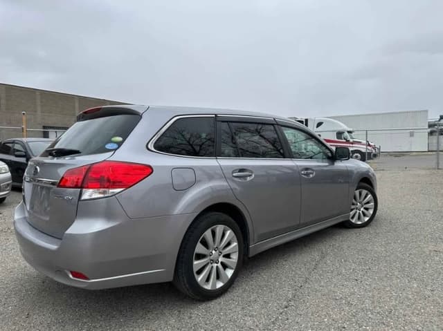 2010 Subaru Legacy JDM car for sale — photo 3 of 11