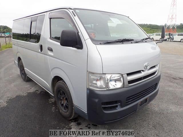 2005 Toyota HiAce JDM car for sale — photo 7 of 25