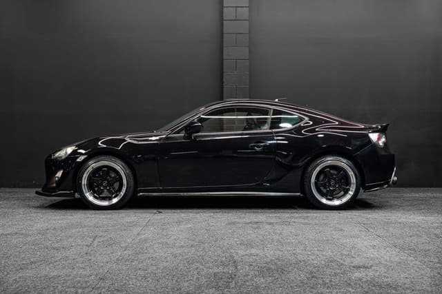 2012 Toyota 86 JDM car for sale — photo 5 of 17