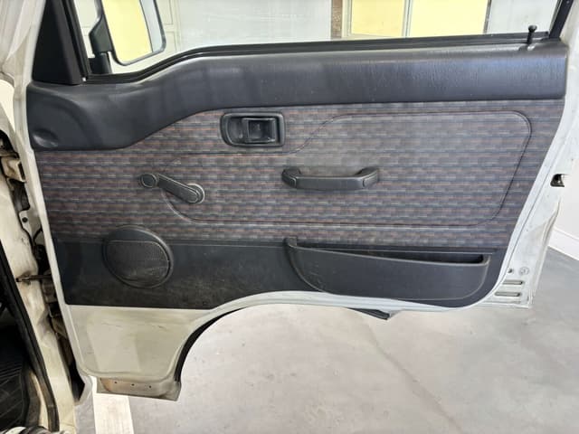 1999 Daihatsu Hijet JDM car for sale — photo 22 of 25